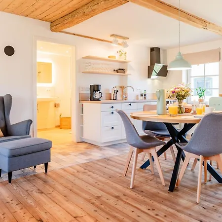 Teve - Ebenerdig Unter Reet & Hyggelig Mit Kamin *